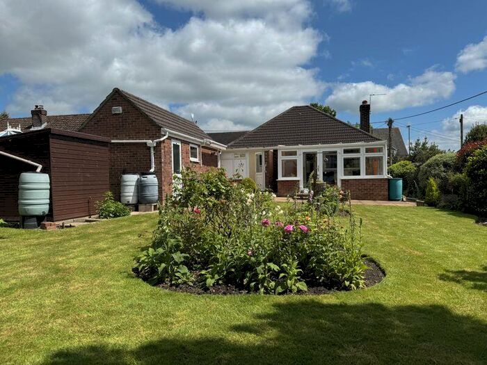 2 Bedroom Detached House For Sale In Waltham Chase, SO32