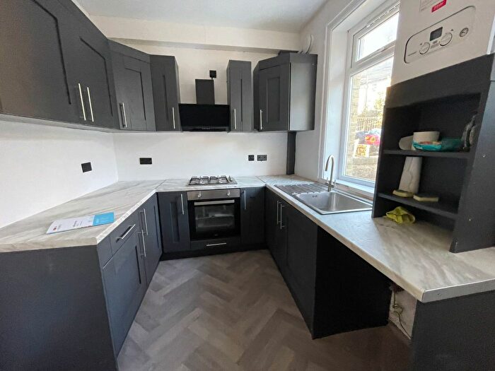 2 Bedroom Terraced House To Rent In Fernfield Terrace, Halifax, HX3
