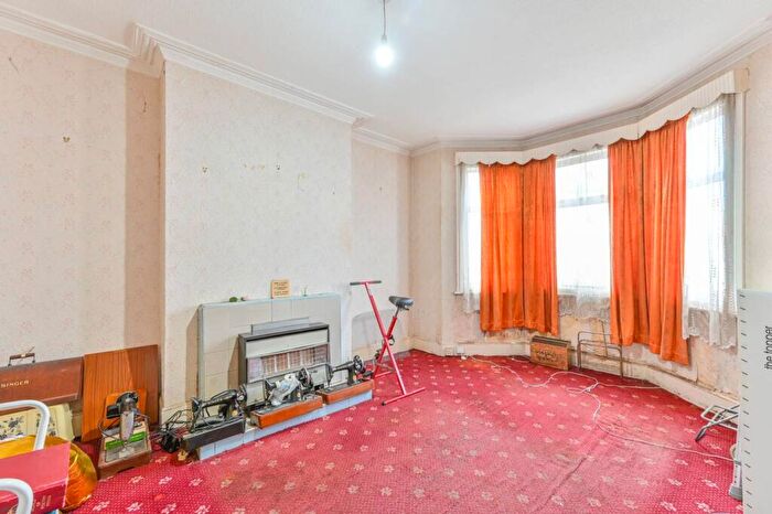 3 Bedroom Terraced House For Sale In Oldfield Road, Harlesden, London, NW10