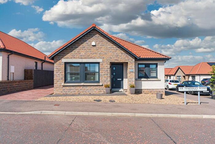 3 Bedroom Detached Bungalow For Sale In Joe Temperley Wynd, Lochgelly, KY5