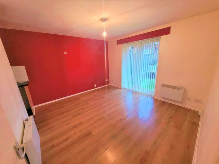 1 Bedroom Flat To Rent In Oriel Lodge, Oriel Road, L20