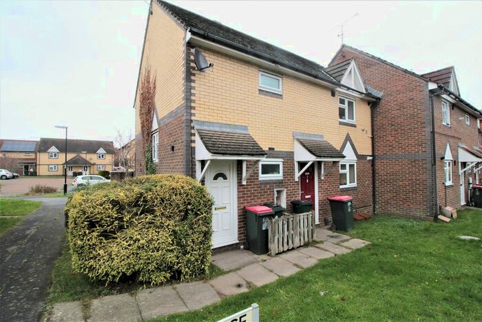 1 Bedroom Flat To Rent In Proctor Close, Maidenbower, Crawley RH10