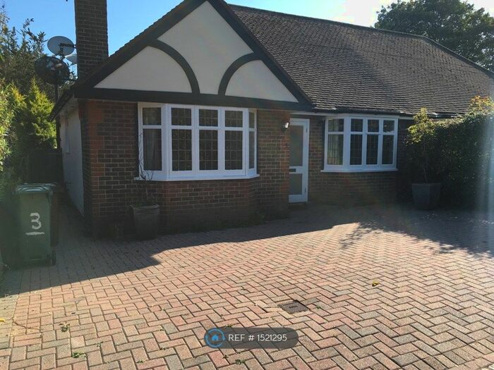 2 Bedroom Bungalow To Rent In Willingdon Close, Eastbourne, BN20