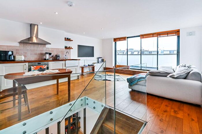 2 Bedroom Flat For Sale In Gloucester Avenue, Primrose Hill, London, NW1
