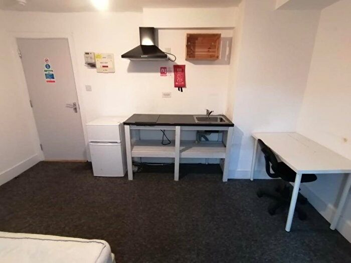 Studio To Rent In Studio Conrads, Alfreton Road, Nottingham, Nottinghamshire, NG7
