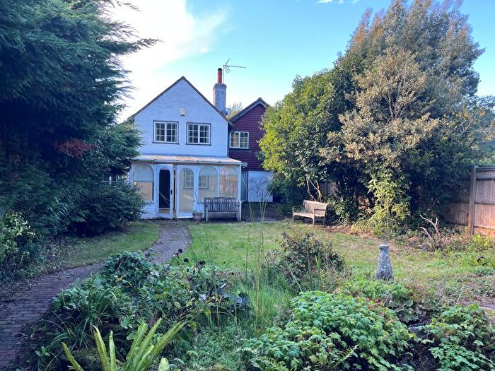 4 Bedroom Detached House For Sale In Romford Road, Pembury, TN2