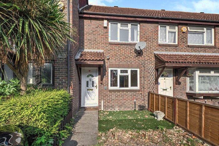2 Bedroom Terraced House To Rent In Goldfinch Road, London, SE28