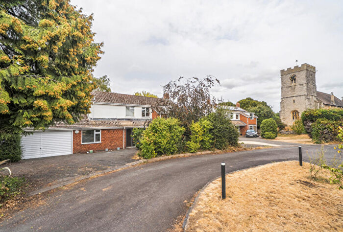 4 Bedroom Detached House For Sale In Abbots Court Drive, Twyning, Tewkesbury, Gloucestershire, GL20