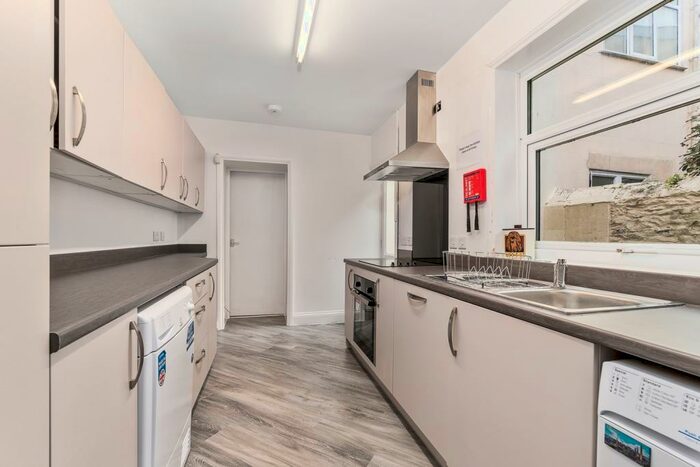 5 Bedroom Terraced House To Rent In Hill Park Crescent, Plymouth, Devon, PL4