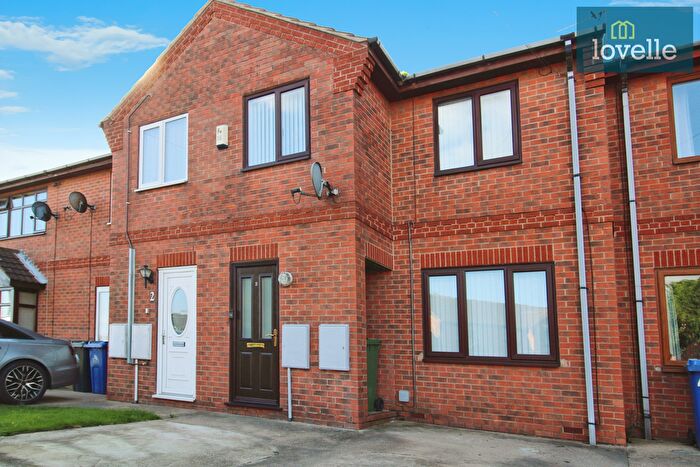 3 Bedroom Terraced House For Sale In Haven Gardens, Grimsby, DN31