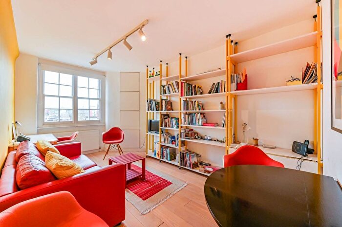 1 Bedroom Flat For Sale In Hastings Street, Bloomsbury, London, WC1H