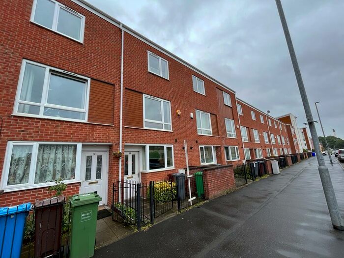 4 Bedroom Town House To Rent In Devonshire Street South, Manchester, M13