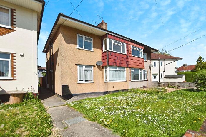 2 Bedroom Flat To Rent In Ridgeway Lane, Bristol, BS14