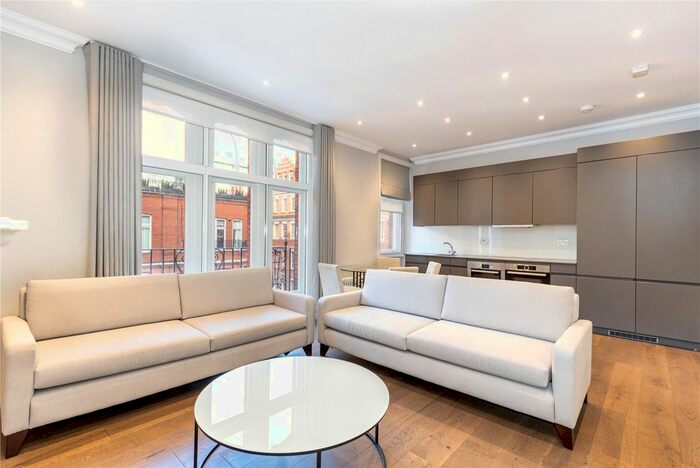 2 Bedroom Flat To Rent In Green Street, London, W1K