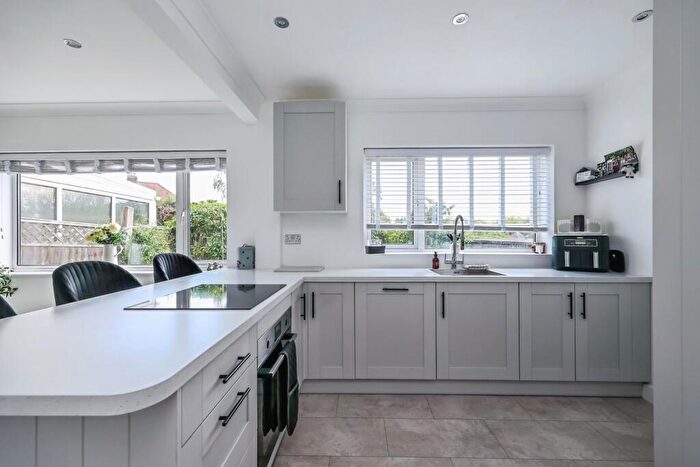 3 Bedroom Semi Detached House For Sale In Haynes Avenue, Trowell, Nottingham, Nottinghamshire, NG9