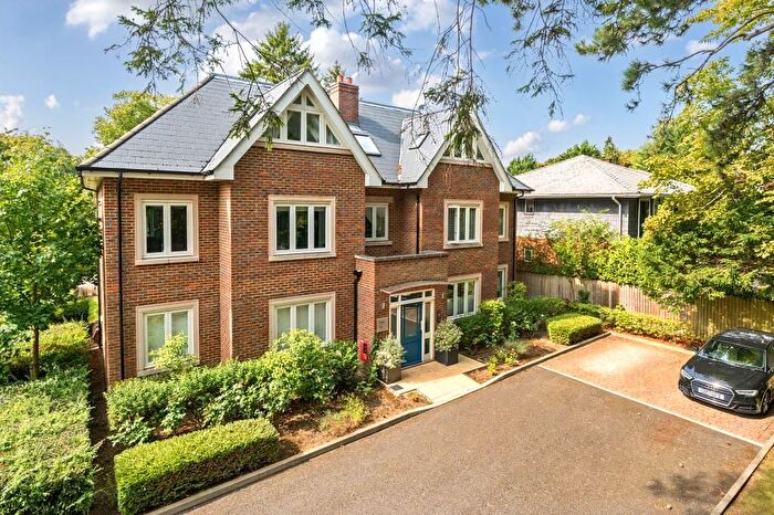 2 Bedroom Flat For Sale In Private Development, Amersham Hill, Buckinghamshire, HP13