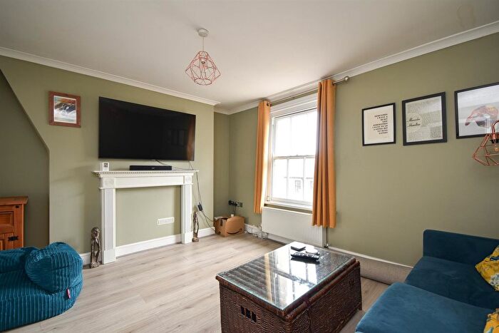 2 Bedroom Flat For Sale In Norman Road, St. Leonards-On-Sea, TN38