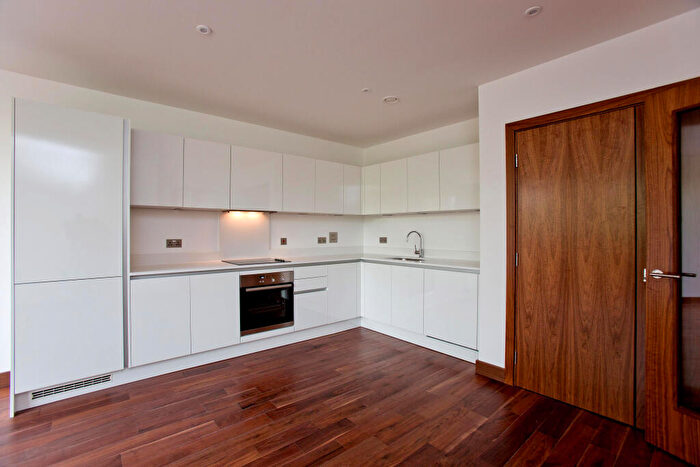 1 Bedroom Apartment To Rent In Maygrove Road, Beaufort Court, West Hampstead, London, NW6