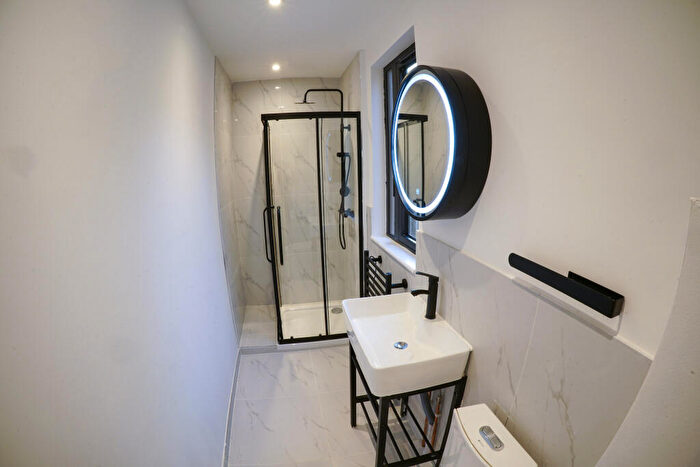 Flat To Rent In Lenside Apartments, Maidstone, ME15