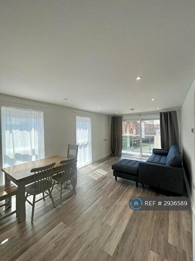 2 Bedroom Flat To Rent In Canary Quay, Norwich, NR1