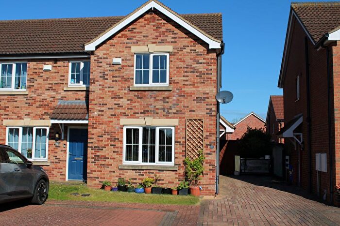 2 Bedroom Terraced House For Sale In Old School Close, Brigg, DN20