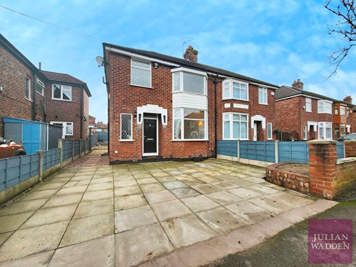 3 Bedroom Semi-Detached House To Rent In Betley Road, Reddish, Stockport, SK5