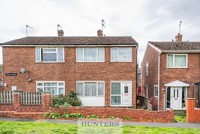 3 Bedroom Semi-Detached House For Sale In Plane Green, Pontefract, WF8