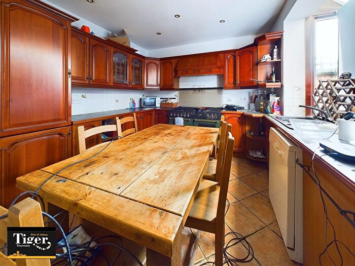 3 Bedroom Terraced House For Sale In Waverley Road, Preston, PR1