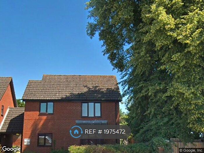 1 Bedroom Maisonette To Rent In South View Gardens, Newbury, RG14
