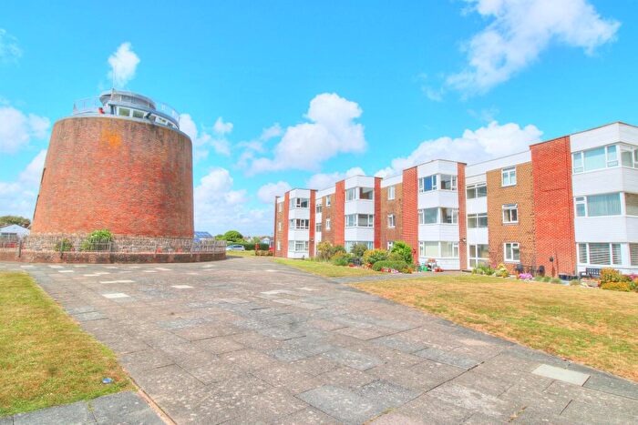 2 Bedroom Flat To Rent In Grenville Road, Pevensey Bay, Pevensey, BN24