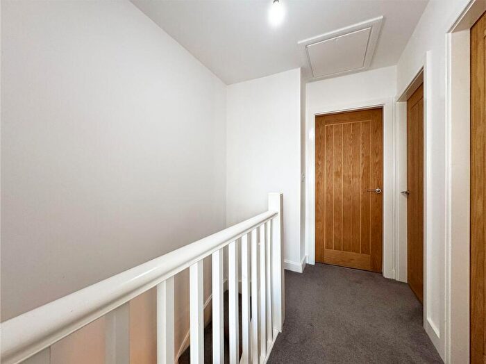 4 Bedroom Detached House For Sale In Rosemeade Court, Huddersfield, HD5