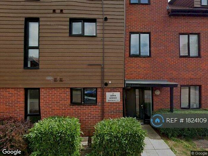 2 Bedroom Flat To Rent In Orpin Avenue, Leybourne, West Malling, ME19