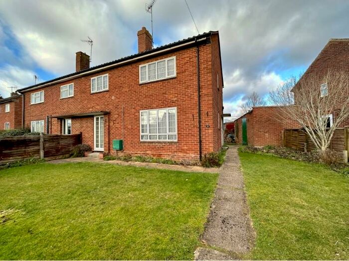 3 Bedroom House To Rent In Plowden Way, Shiplake Cross, Oxfordshire, RG9