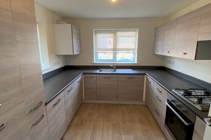2 Bedroom Bungalow To Rent In Granby Road, Doncaster, DN12