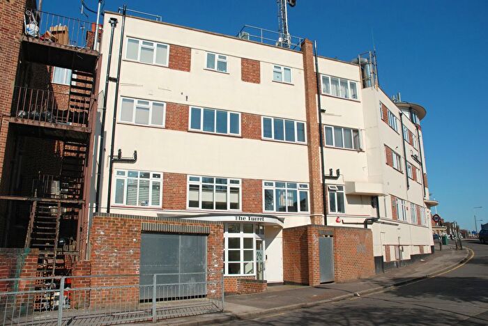 Studio To Rent In Rayners Lane, Harrow, HA2