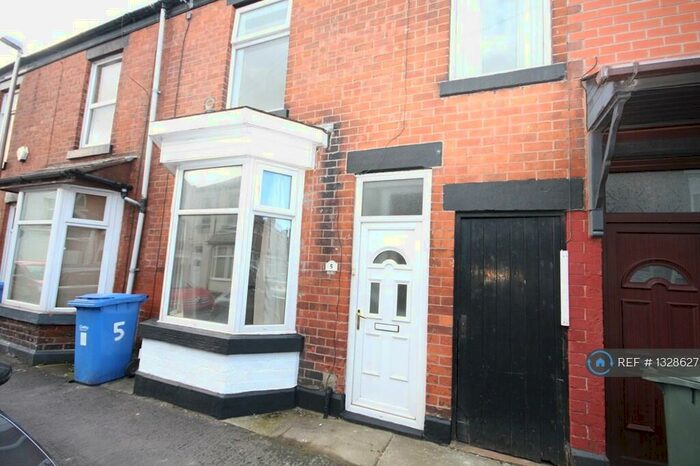 3 Bedroom Terraced House To Rent In Devonshire Road, Chorley, PR7