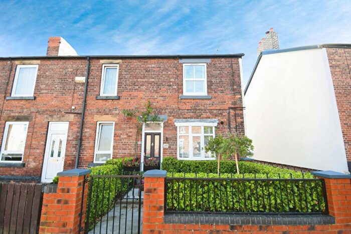 3 Bedroom End Of Terrace House For Sale In North Street, Langwith, Mansfield, Derbyshire, NG20