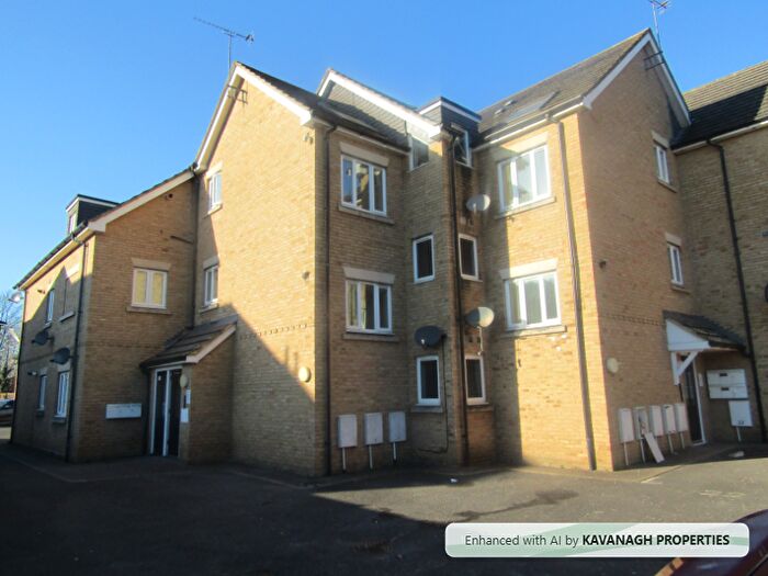 Studio For Sale In Lambton Avenue, EN8