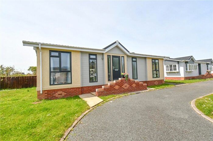 2 Bedroom Bungalow For Sale In Links View, Meols, Wirral, CH47