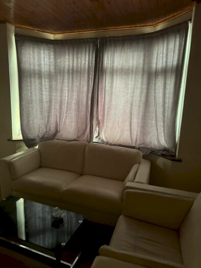 3 Bedroom End Of Terrace House To Rent In Connaught Road, Luton, LU4