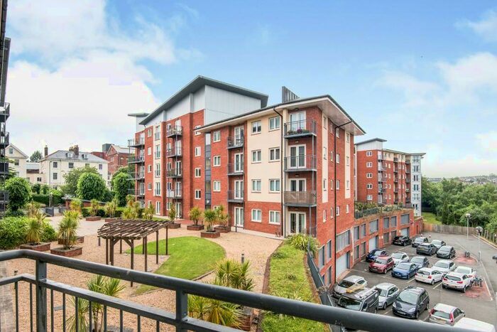 2 Bedroom Apartment To Rent In New North Road, Exeter, EX4