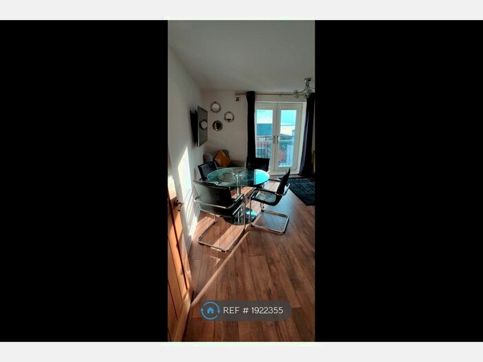 2 Bedroom Flat To Rent In Egremont Russet Building, Hull, HU1