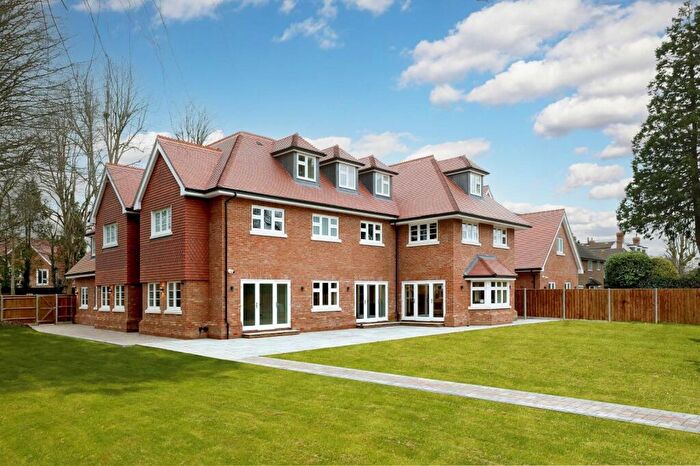 6 Bedroom Detached House To Rent In Gregories Road, Beaconsfield, HP9