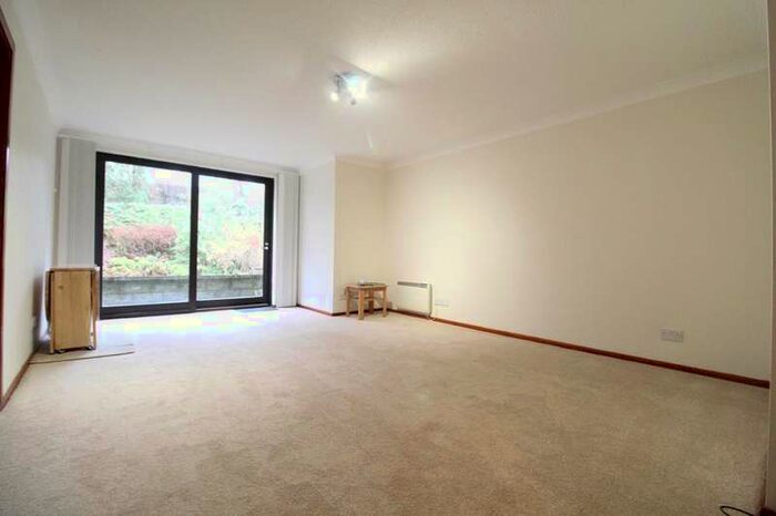 2 Bedroom Flat To Rent In Craigieburn Park, Aberdeen, AB15