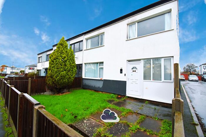 3 Bedroom End Terrace House For Sale In Hermes Crescent, Henley, Coventry, CV2
