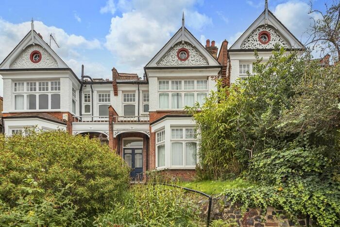 5 Bedroom Terraced House To Rent In Dukes Avenue, London, N10