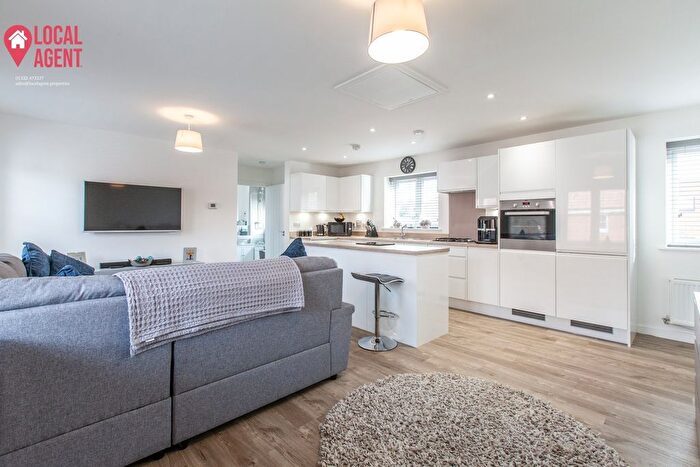 1 Bedroom Property For Sale In Golve Drive, Chatham, ME5