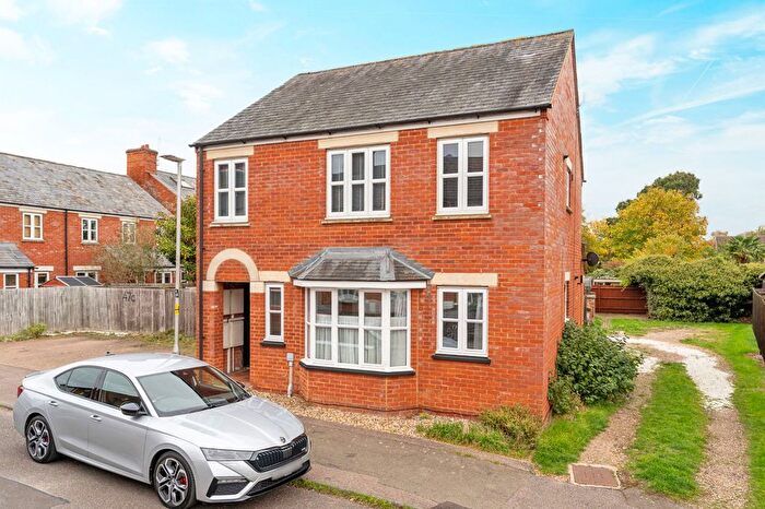 2 Bedroom Flat For Sale In Newton Street, Olney, MK46