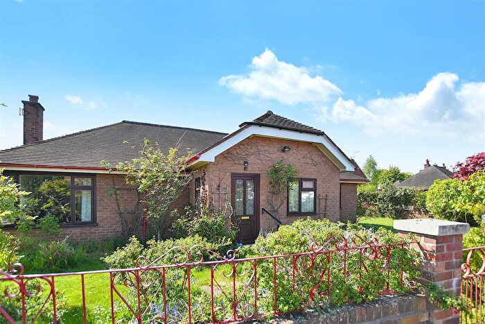 3 Bedroom Detached Bungalow For Sale In Ffordd Elfed, Wrexham, LL12