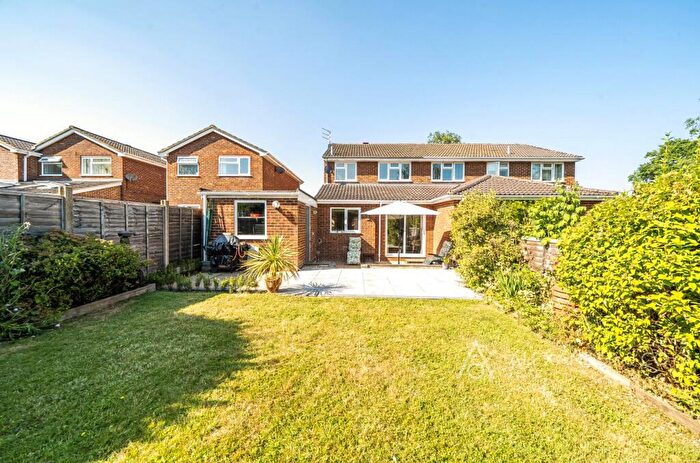 3 Bedroom Semi Detached House For Sale In Meeting Oak Lane, Winslow, Buckingham, MK18